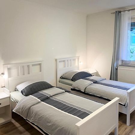 Duesseldorf Messe And Airport, 2-Bedroom Apartment With Kitchen And Garden ドゥイスブルグ エクステリア 写真