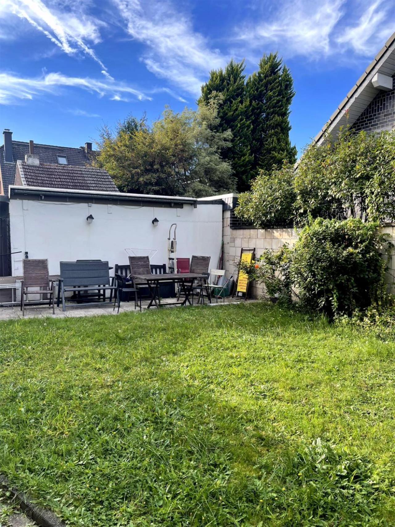 Duesseldorf Messe And Airport, 2-Bedroom Apartment With Kitchen And Garden ドゥイスブルグ エクステリア 写真